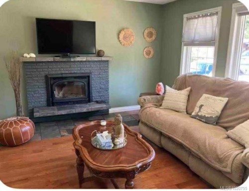 594 Hummingbird Lane, Gold River, BC 