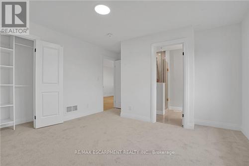 386 Southcote Road, Hamilton, ON - Indoor Photo Showing Other Room