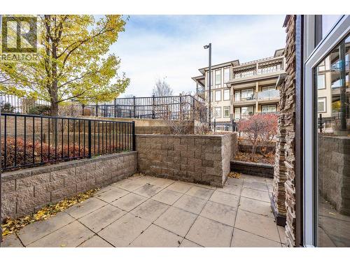 Corner of patio towards primary bedroom patio - 3843 Brown Road Unit# 2101, West Kelowna, BC - Outdoor