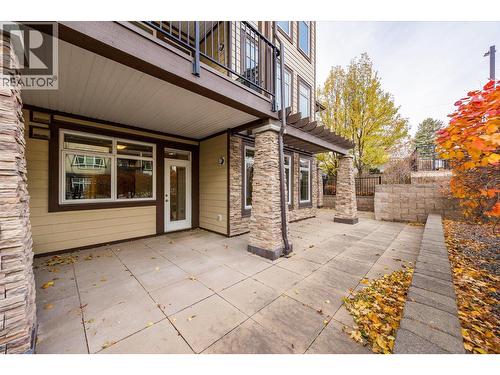 Access to primary bedroom - 3843 Brown Road Unit# 2101, West Kelowna, BC - Outdoor