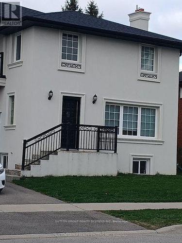 1236 Ogden Avenue, Mississauga, ON - Outdoor