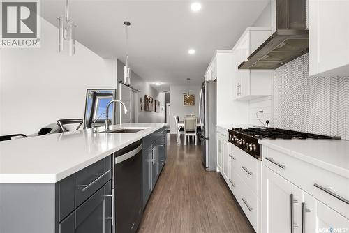 3640 Gee Crescent, Regina, SK - Indoor Photo Showing Kitchen With Upgraded Kitchen