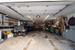 Garage - 