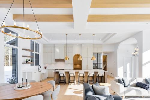 Cuisine - 1217 Ch. Du Millepertuis, Piedmont, QC - Indoor Photo Showing Other Room