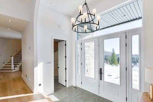 Hall d'entrée/Vestibule - 1217 Ch. Du Millepertuis, Piedmont, QC - Indoor Photo Showing Other Room