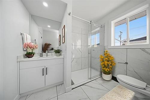 422 Royal Ave, Winnipeg, MB 