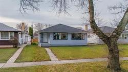 422 Royal AVE  Winnipeg, MB R2V 1J6