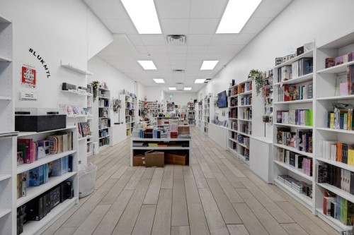 Commerce - 284Z  - 288Z Rue Notre-Dame O., Montréal (Ville-Marie), QC 