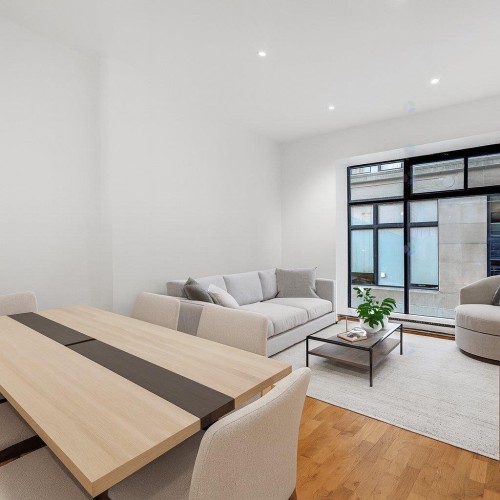 Salon - 284Z  - 288Z Rue Notre-Dame O., Montréal (Ville-Marie), QC 