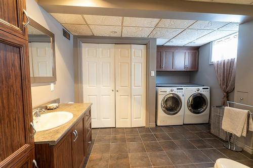Bathroom - 320 11E Rang, Wickham, QC - Indoor Photo Showing Laundry Room