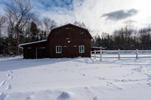 Stable - 320 11E Rang, Wickham, QC - Outdoor
