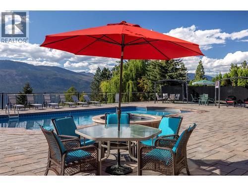 1727 Davidson Road, Lake Country, BC - Outdoor With In Ground Pool With Deck Patio Veranda
