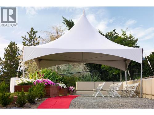 1727 Davidson Road, Lake Country, BC - Outdoor