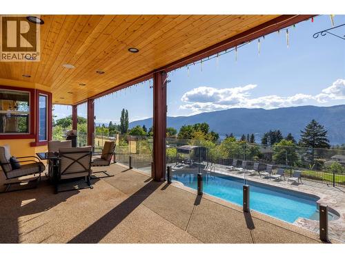 1727 Davidson Road, Lake Country, BC - Outdoor With In Ground Pool With Deck Patio Veranda
