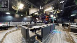 901 JANE STREET  Toronto, ON M6N 4C6