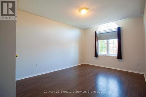9 Queensland Crescent, Caledon, ON - Indoor Photo Showing Other Room