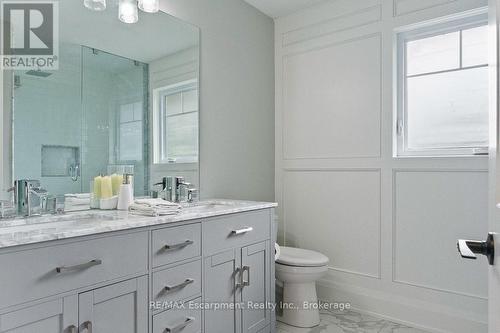 231 Southwood Court, Oakville (Br Bronte), ON - Indoor Photo Showing Bathroom