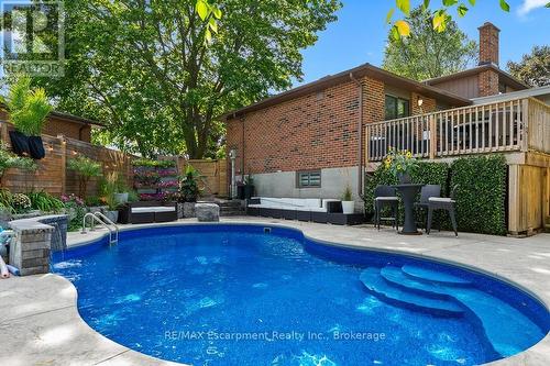 231 Southwood Court, Oakville (Br Bronte), ON - Outdoor With In Ground Pool With Deck Patio Veranda With Backyard