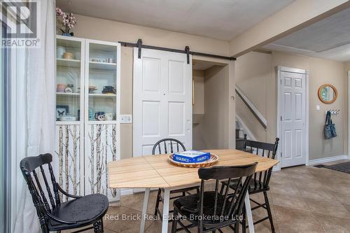 302 Ross Avenue, Kitchener, ON - Indoor Photo Showing Dining Room