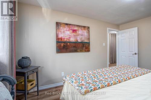 302 Ross Avenue, Kitchener, ON - Indoor Photo Showing Bedroom