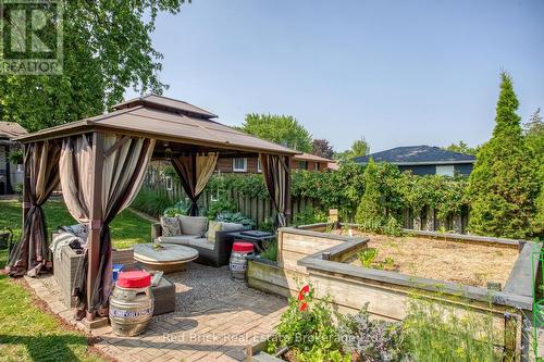 302 Ross Avenue, Kitchener, ON - Outdoor