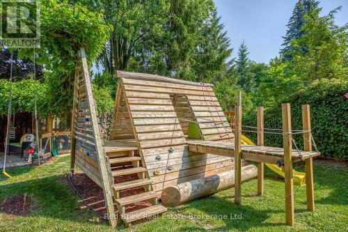 302 Ross Avenue, Kitchener, ON - Outdoor