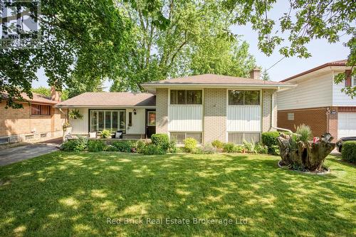 302 Ross Avenue, Kitchener, ON - Outdoor