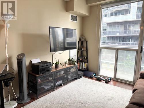 426 - 1029 King Street W, Toronto, ON - Indoor