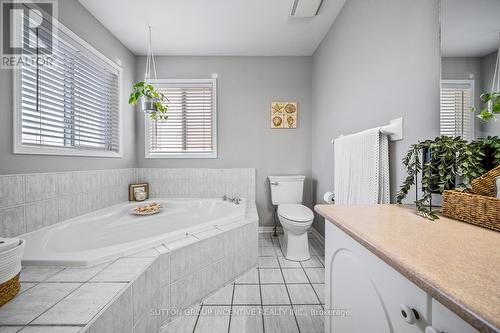 432 Woodsmere Crescent, Pickering, ON - Indoor Photo Showing Bathroom