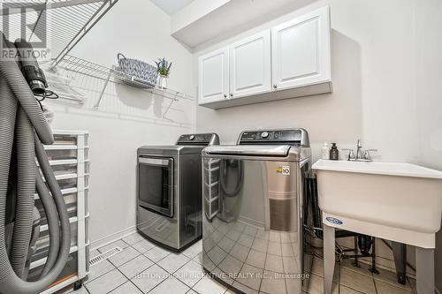 432 Woodsmere Crescent, Pickering, ON - Indoor Photo Showing Laundry Room
