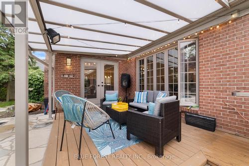 6977 Lambeth Walk, London South (South V), ON - Outdoor With Exterior