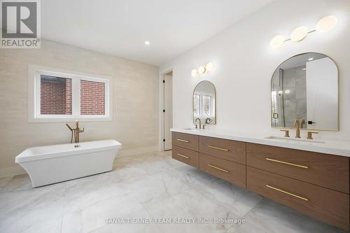 50 Carnwith Drive W, Whitby, ON - Indoor Photo Showing Bathroom