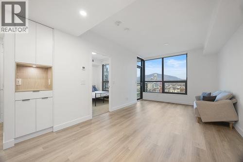 Display nook & additional cabinet space located near the kitchen - 1488 Bertram Street Unit# 1709, Kelowna, BC - Indoor