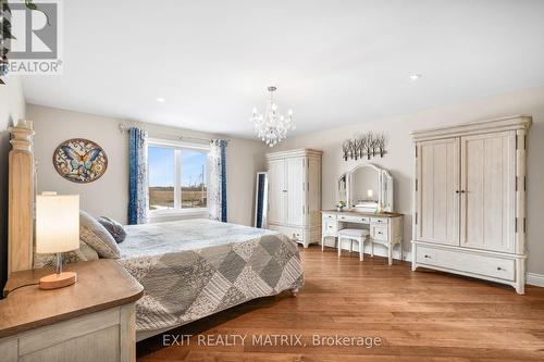 3139 Birchgrove Road, Ottawa, ON - Indoor Photo Showing Bedroom