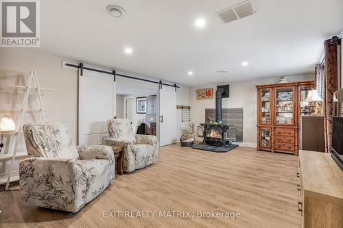 3139 Birchgrove Road, Ottawa, ON - Indoor