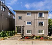 A - 276 CARRUTHERS AVENUE  Ottawa, ON K1Y 1N9