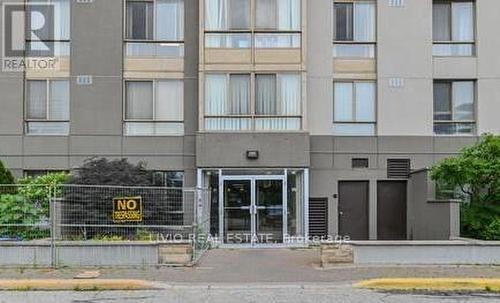 706 - 2470 Eglinton Avenue W, Toronto, ON - 