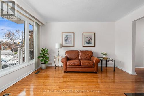 328 Weston Road, Toronto, ON - Indoor Photo Showing Living Room