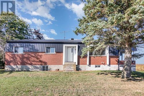 12121 Liscumb Road, North Dundas, ON - Outdoor