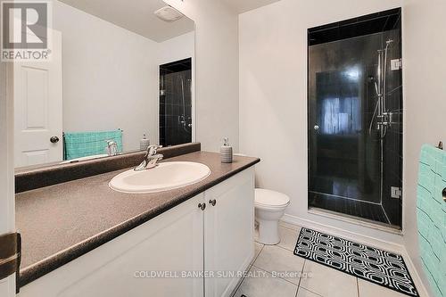 62 Lynch Crescent, Hamilton, ON - Indoor Photo Showing Bathroom
