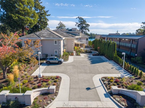 306-1 Buddy Rd, View Royal, BC - Outdoor