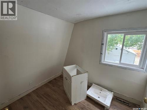 511 J Avenue S, Saskatoon, SK - Indoor Photo Showing Other Room