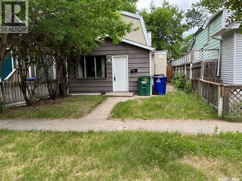 511 J Avenue S, Saskatoon, SK - Outdoor