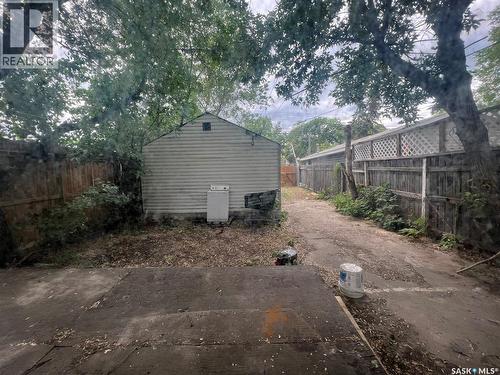 511 J Avenue S, Saskatoon, SK - Outdoor
