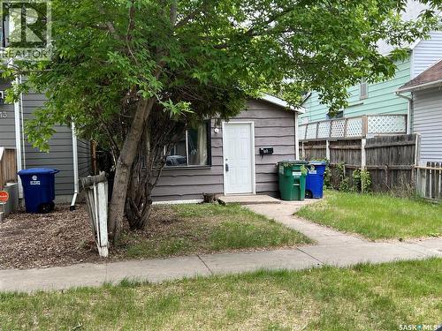 511 J Avenue S, Saskatoon, SK - Outdoor