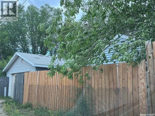 511 J Avenue S, Saskatoon, SK - Outdoor