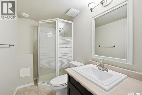 131 103 Rutherford Crescent, Saskatoon, SK - Indoor Photo Showing Bathroom