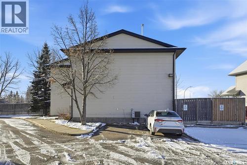 131 103 Rutherford Crescent, Saskatoon, SK - Outdoor