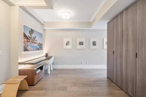 503-128 Pears Avenue, Toronto, ON - Indoor Photo Showing Other Room