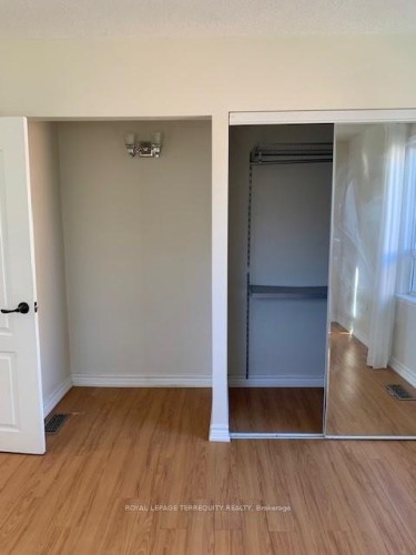 Main-5 Compton Drive, Toronto, ON - Indoor Photo Showing Other Room